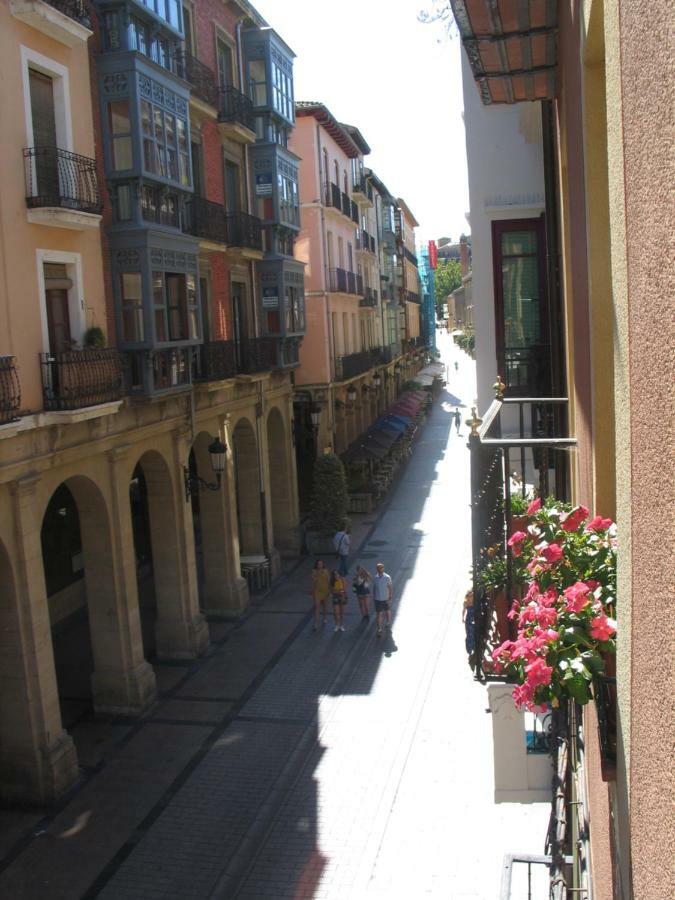 Apartamento Corazon De Portales Logroño Exteriör bild